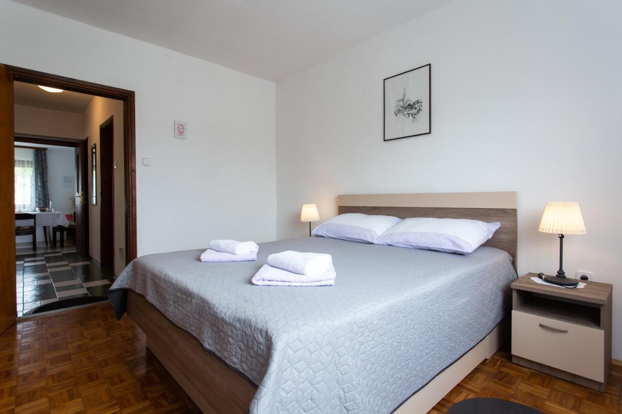 House Vranic Hotel Rakovica Bagian luar foto