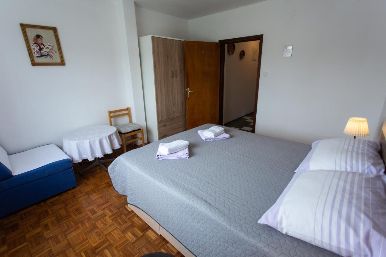 House Vranic Hotel Rakovica Bagian luar foto